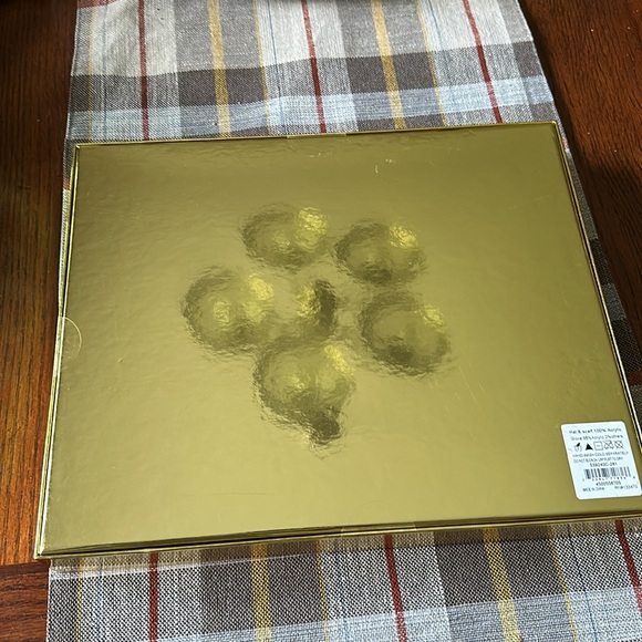 Michael Kors hat, scarf and gloves gift set - Picture 3 of 4